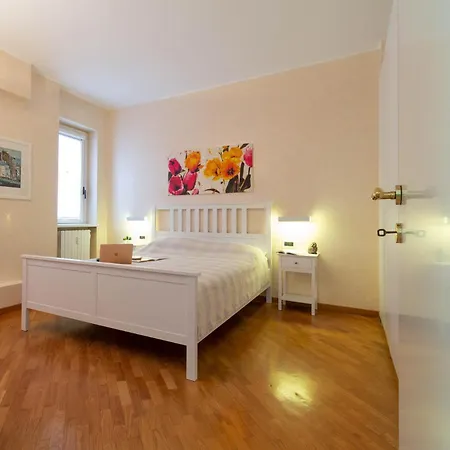Mamma Ciccia Holiday - Rooftop Terrace Apartment Mandello del Lario